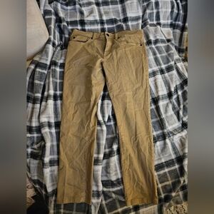 Classic Tan Men's Chinos